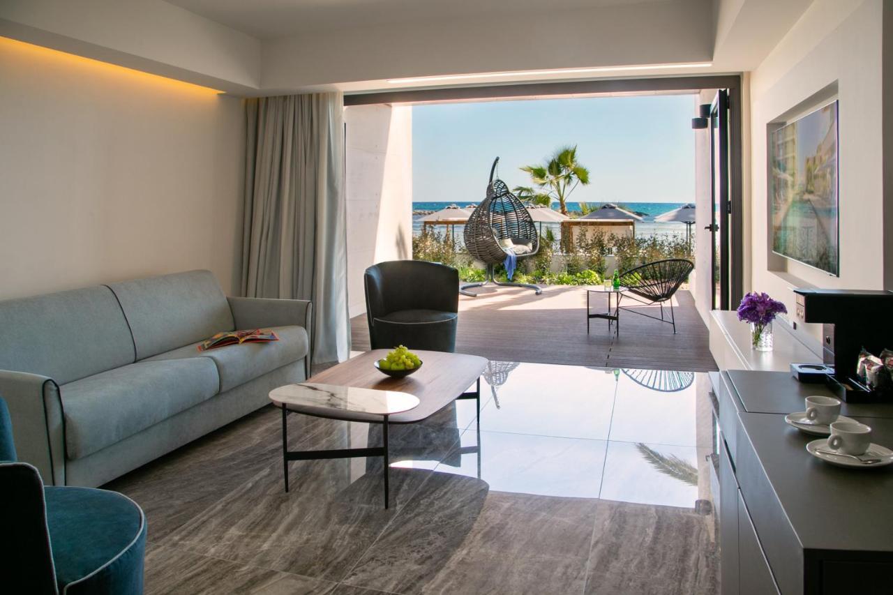 Mercure Larnaca Beach Resort 외부 사진