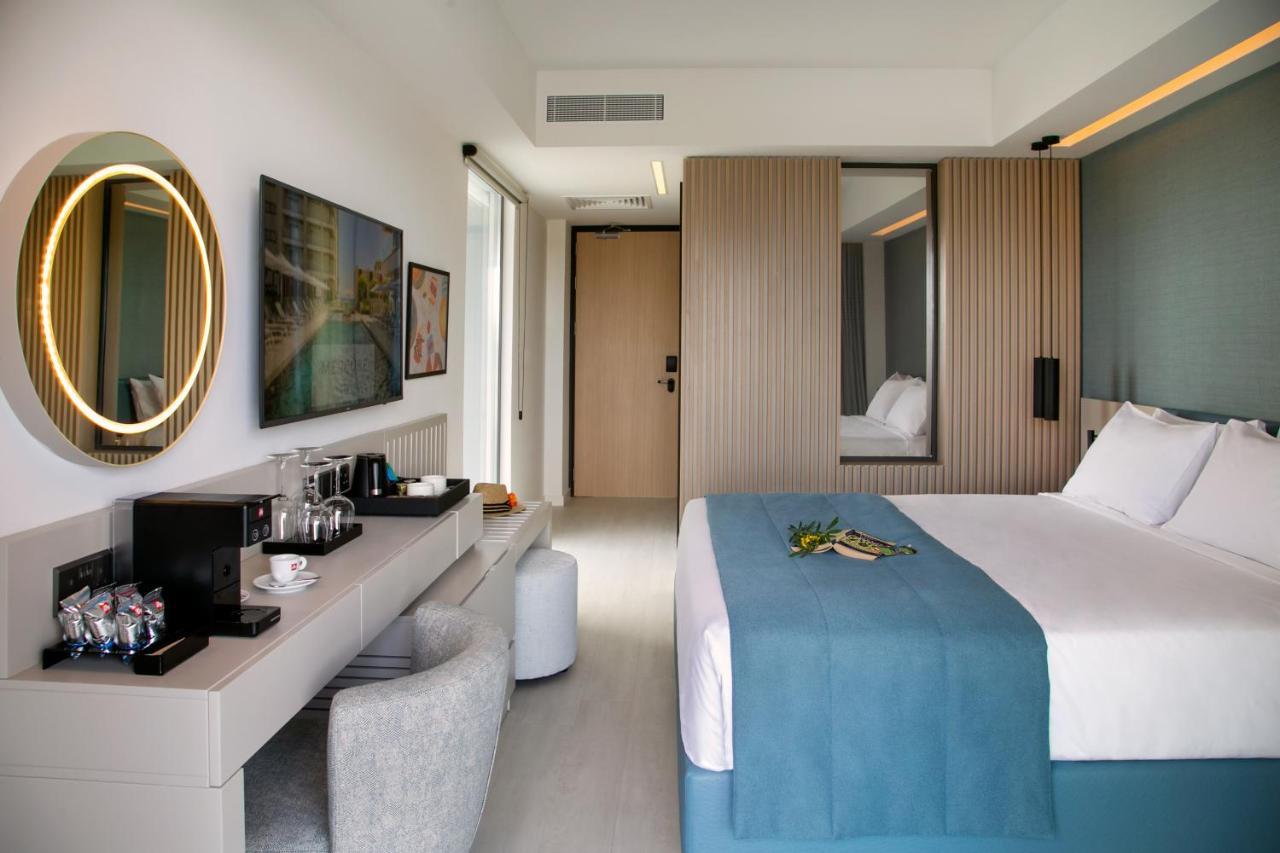 Mercure Larnaca Beach Resort 외부 사진