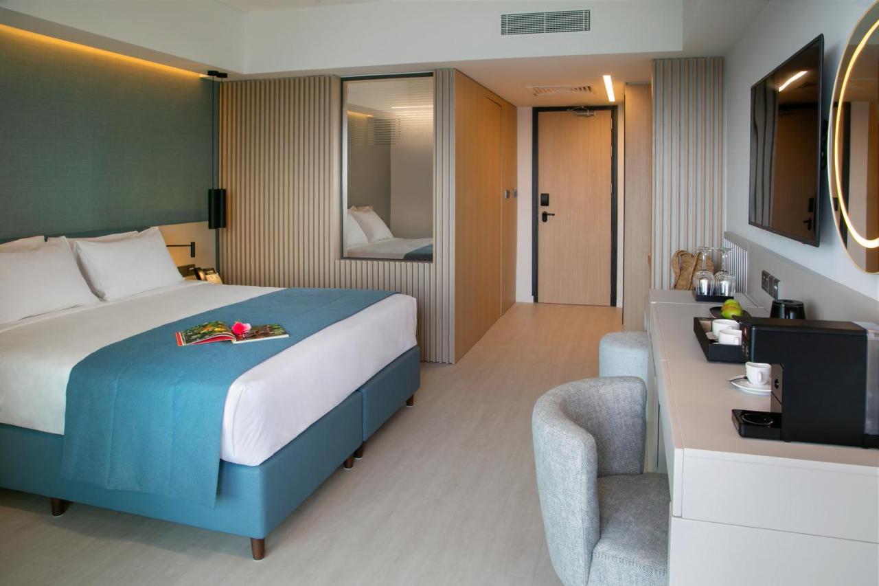 Mercure Larnaca Beach Resort 외부 사진