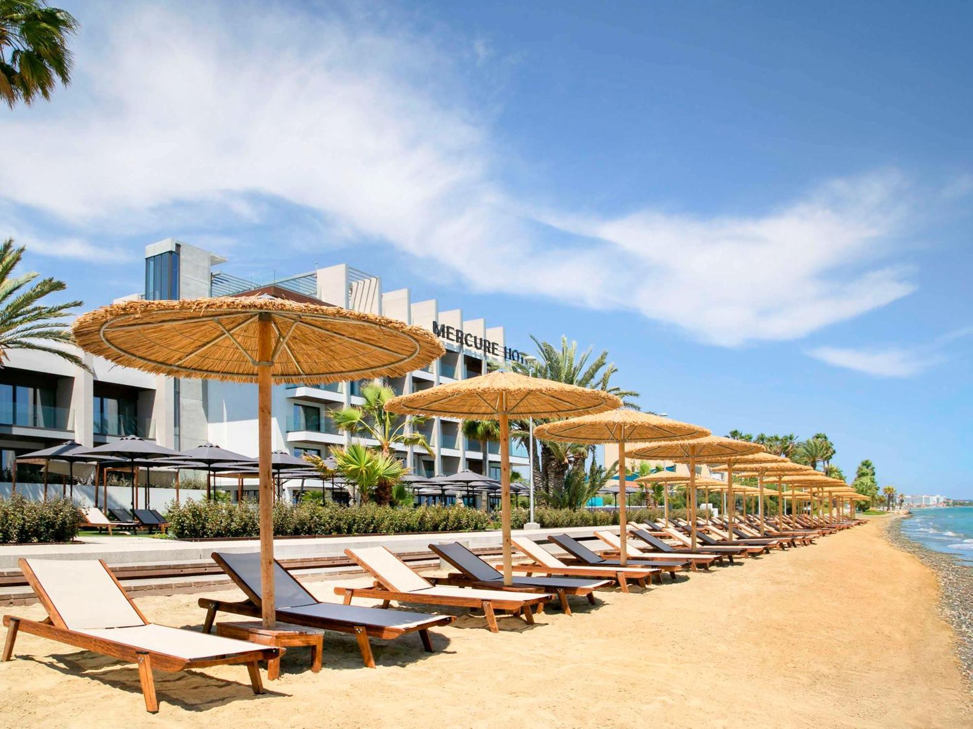 Mercure Larnaca Beach Resort 외부 사진