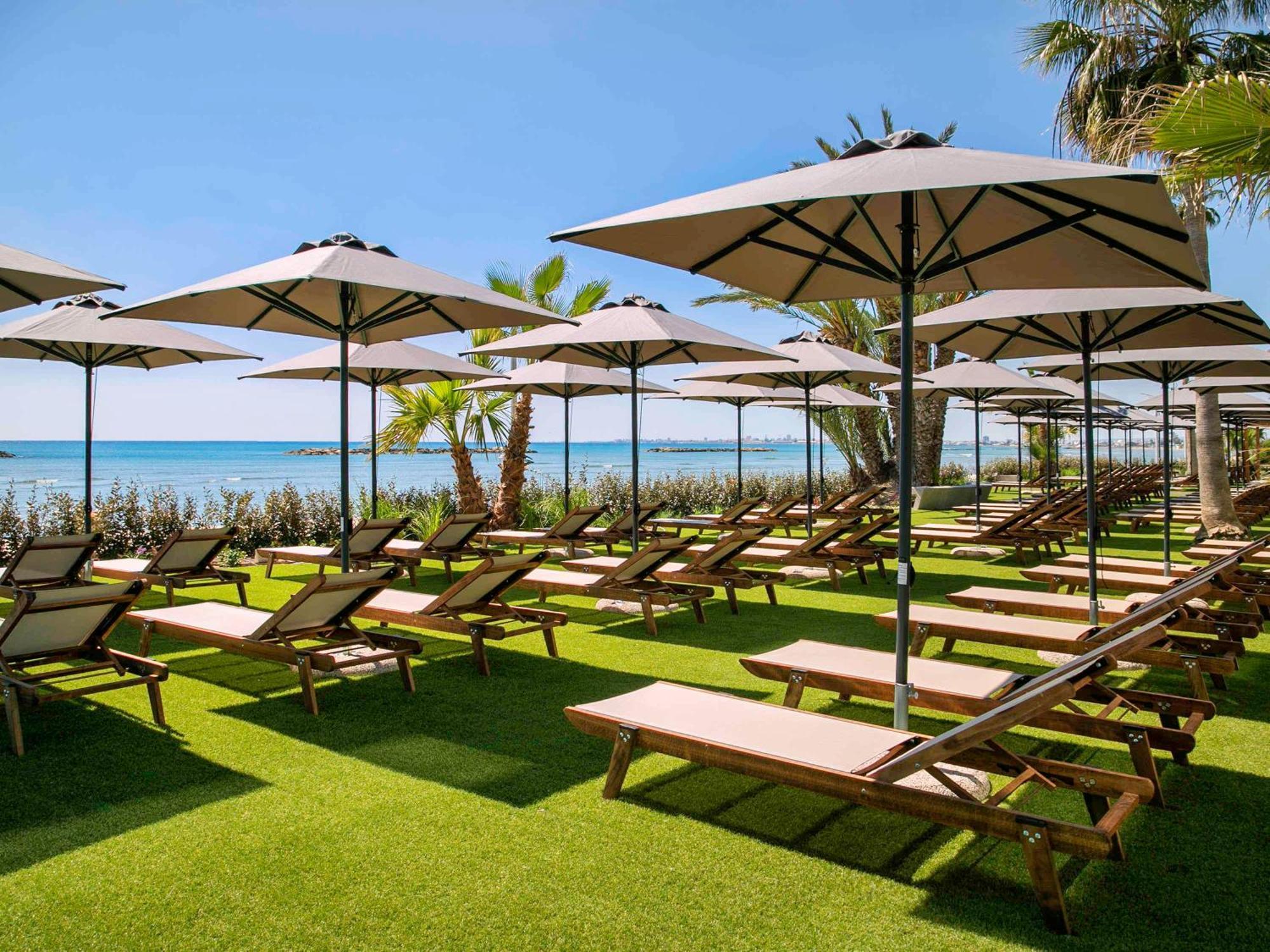 Mercure Larnaca Beach Resort 외부 사진
