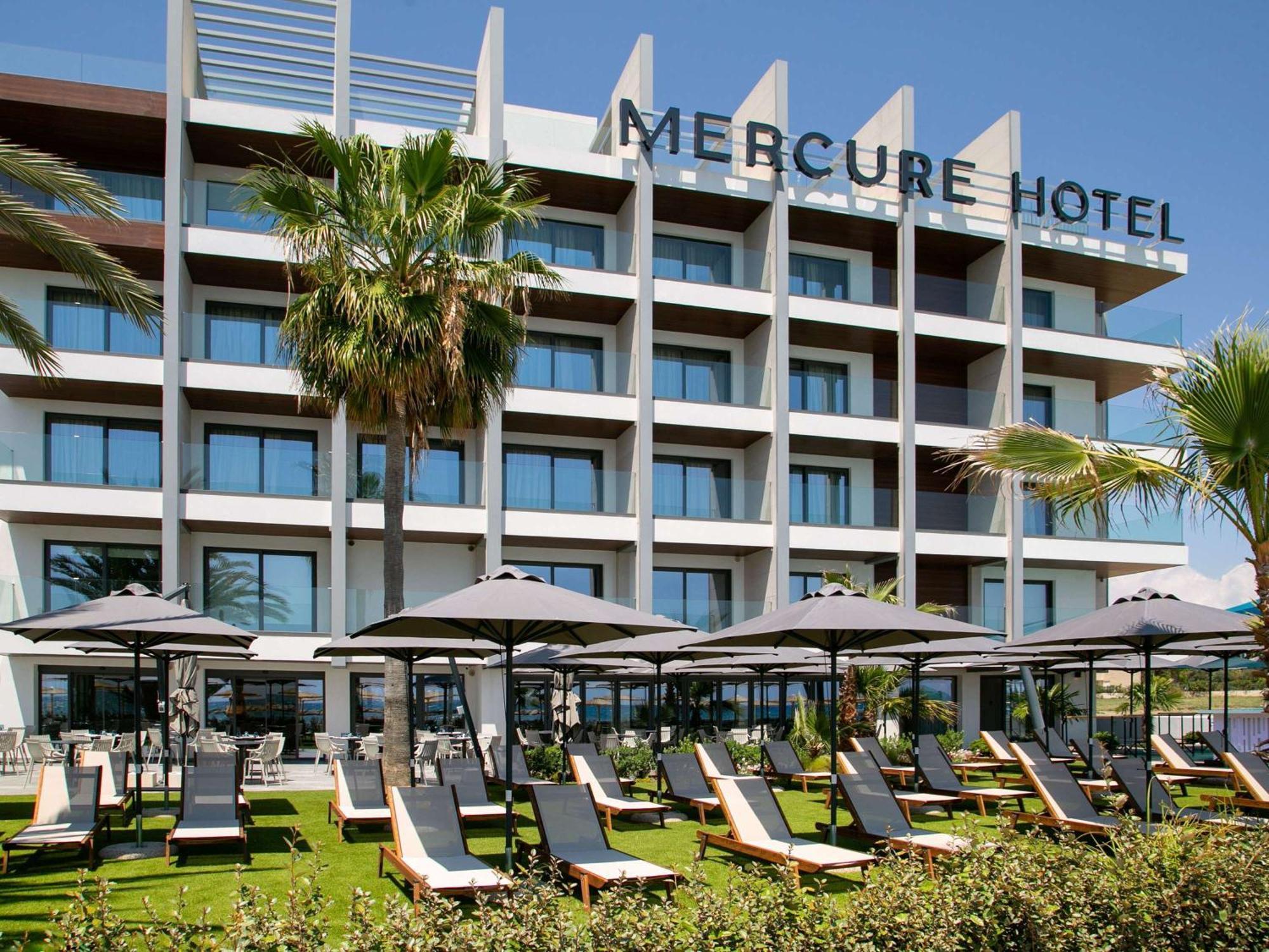 Mercure Larnaca Beach Resort 외부 사진